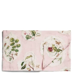 Outlet Daylesford Organic Daylesford X Colefax Quince Garden Tablecloth in Pink