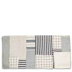 Hot Daylesford Organic Patchwork Quilt Navy & White Small